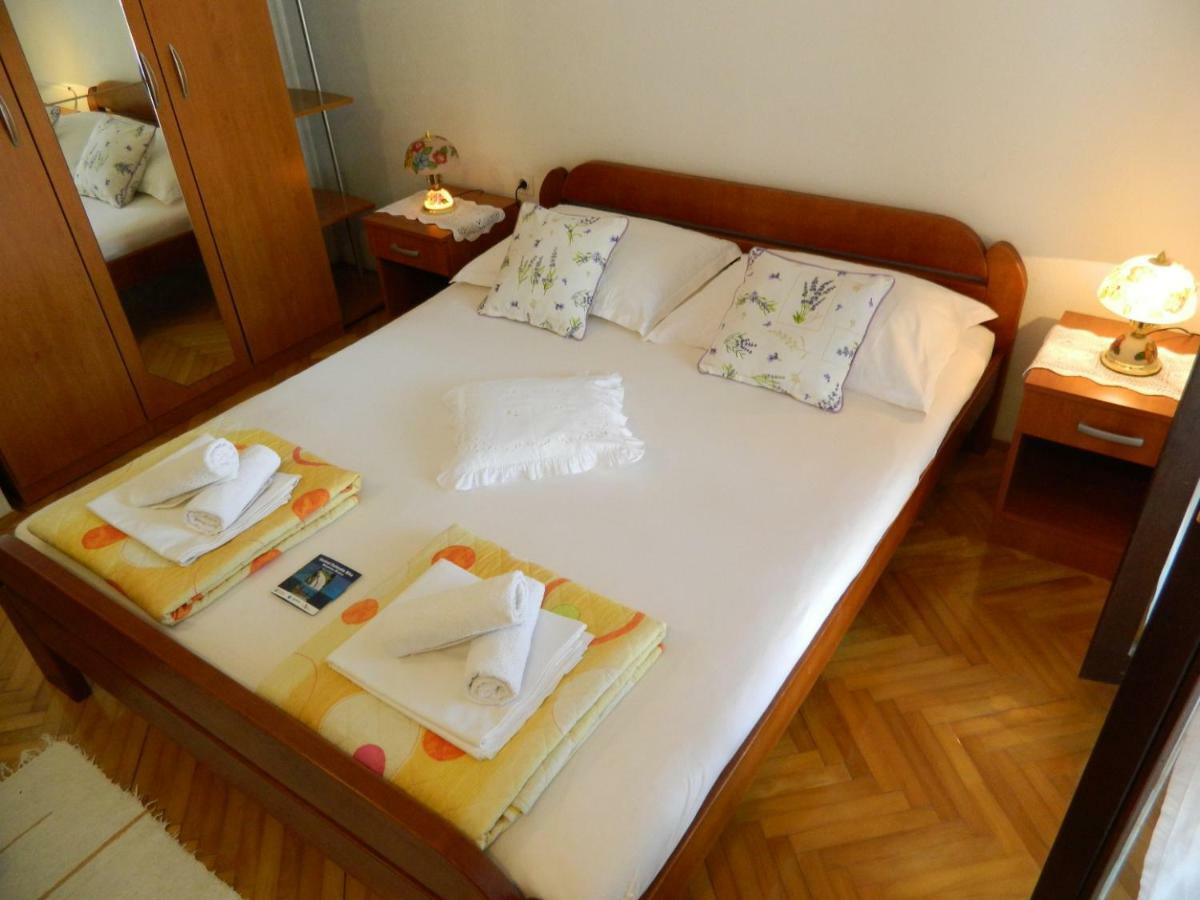 Apartament Ema Brela Zewnętrze zdjęcie