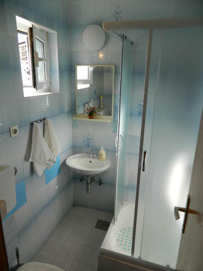 Apartament Ema Brela Zewnętrze zdjęcie
